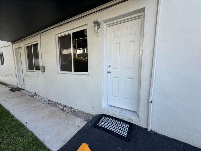 1860 SW 22nd Street 4, Miami, FL 33145