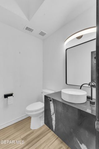 608 SPRING CREST Drive, El Paso, TX 79912