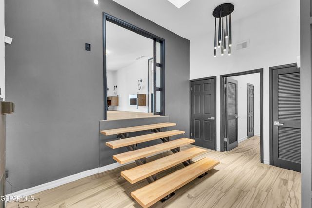 608 SPRING CREST Drive, El Paso, TX 79912