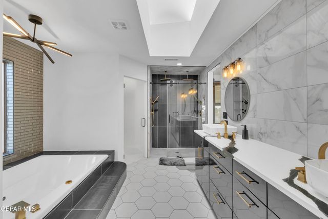 608 SPRING CREST Drive, El Paso, TX 79912