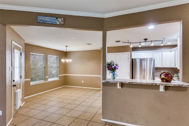 221 Rose Avenue, Cleburne, TX 76033