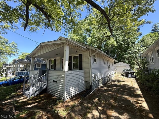 1405 Brandon Avenue, Akron, OH 44305