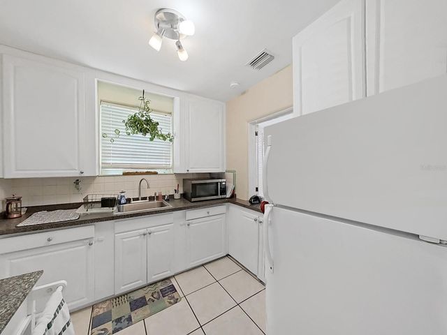 2730 EDWARDS AVENUE S, St Petersburg, FL 33705