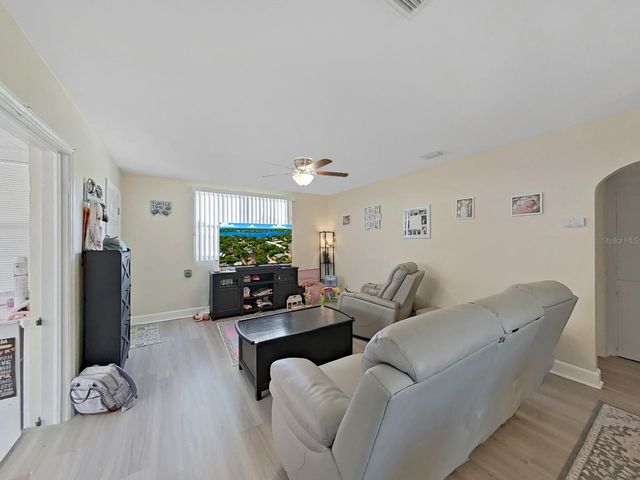 2730 EDWARDS AVENUE S, St Petersburg, FL 33705