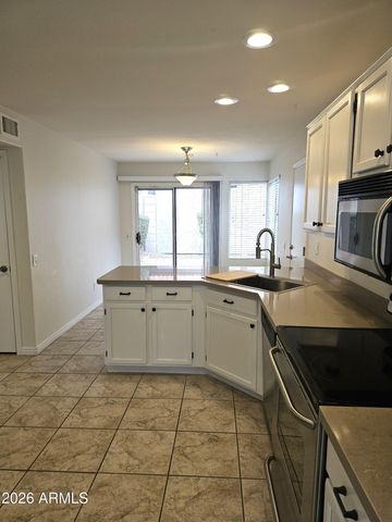 13645 S 38TH Place, Phoenix, AZ 85044