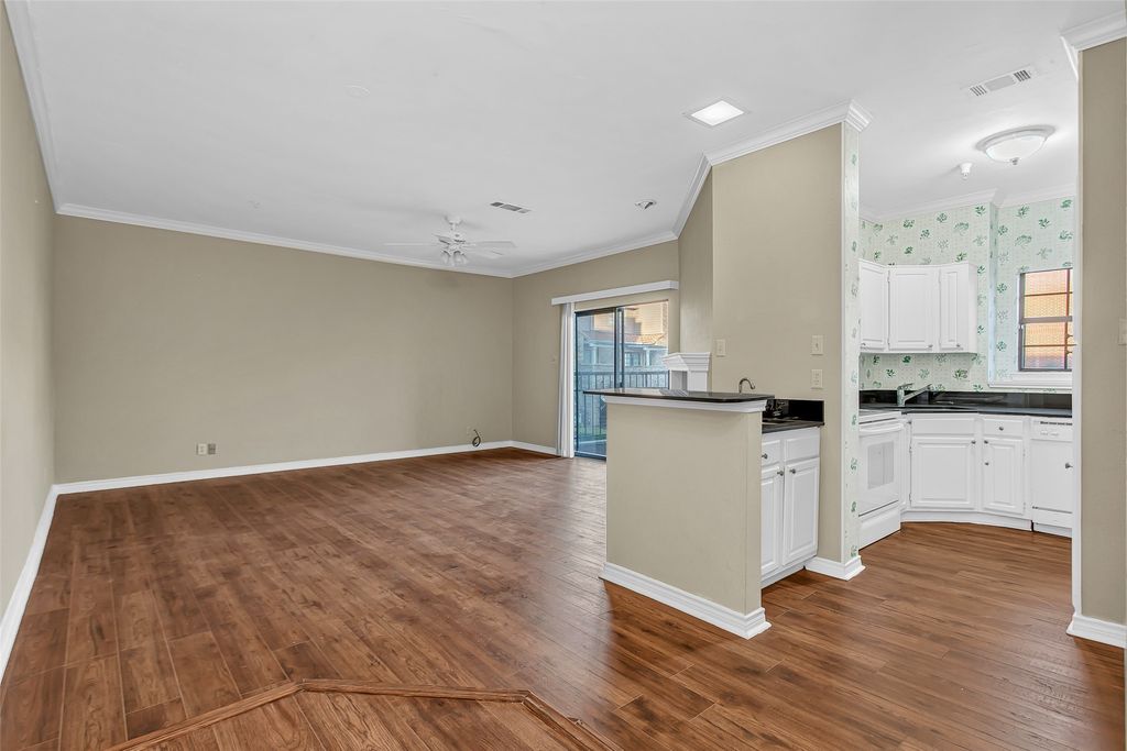 6004 Auburndale Avenue F, University Park, TX 75205