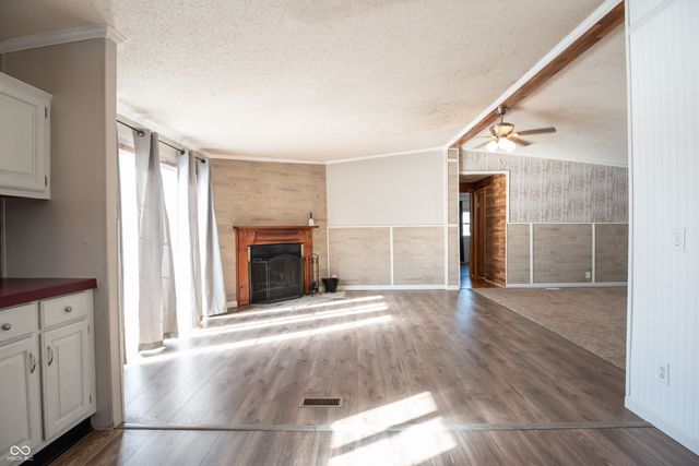 1464 Hawthorne Drive, North Vernon, IN 47265