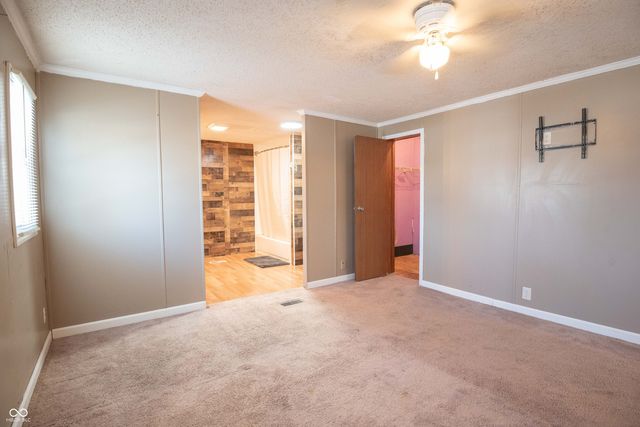 1464 Hawthorne Drive, North Vernon, IN 47265