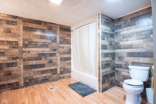 1464 Hawthorne Drive, North Vernon, IN 47265