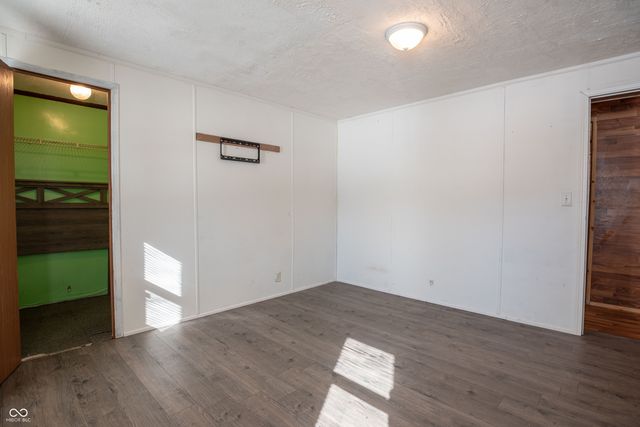 1464 Hawthorne Drive, North Vernon, IN 47265