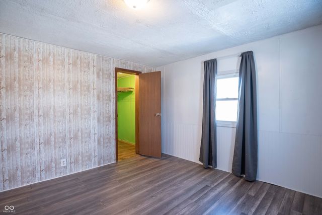 1464 Hawthorne Drive, North Vernon, IN 47265