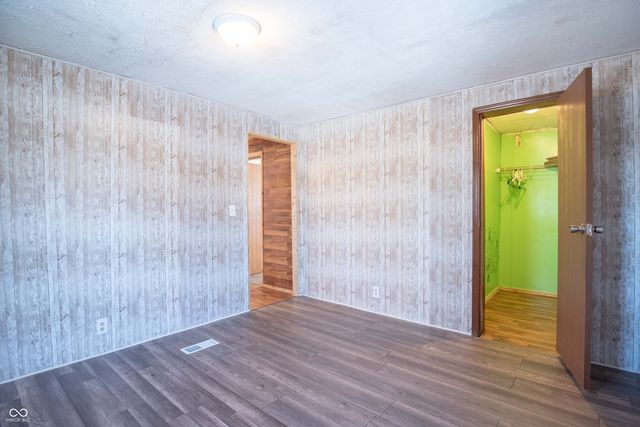 1464 Hawthorne Drive, North Vernon, IN 47265