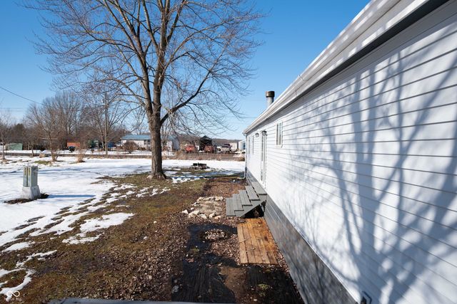 1464 Hawthorne Drive, North Vernon, IN 47265