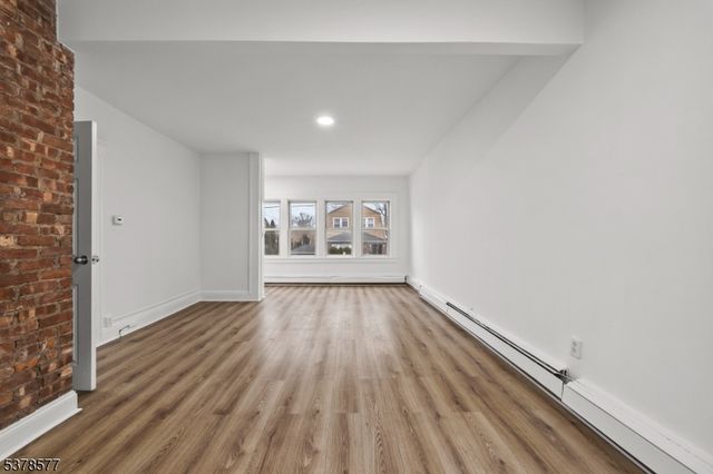 405 Clifton Blvd, Clifton City, NJ 07013