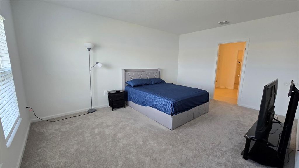 Image 10 of property listing at 5815 LE MARIN WAY, Kissimmee, FL 34758