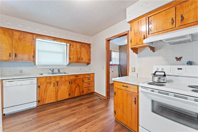 1051 Asboth Street, Pea Ridge, AR 72751