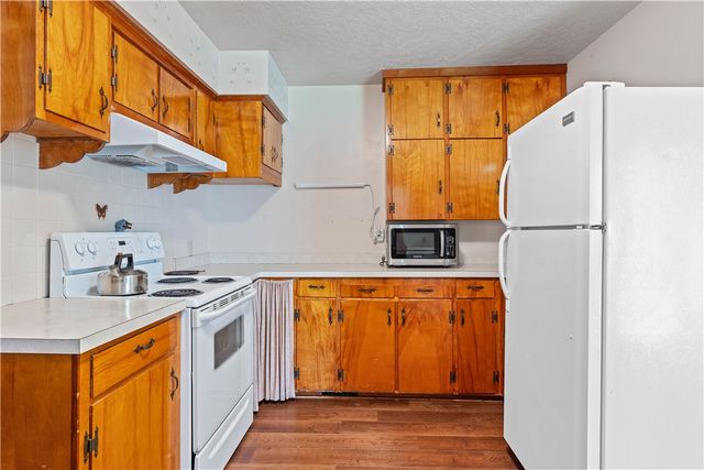 1051 Asboth Street, Pea Ridge, AR 72751