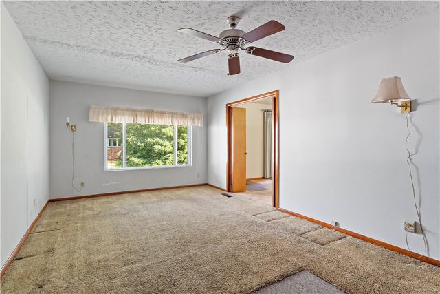 1051 Asboth Street, Pea Ridge, AR 72751