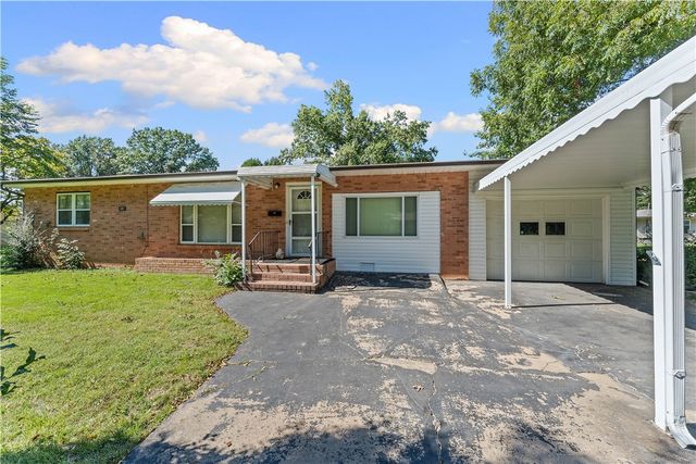 1051 Asboth Street, Pea Ridge, AR 72751