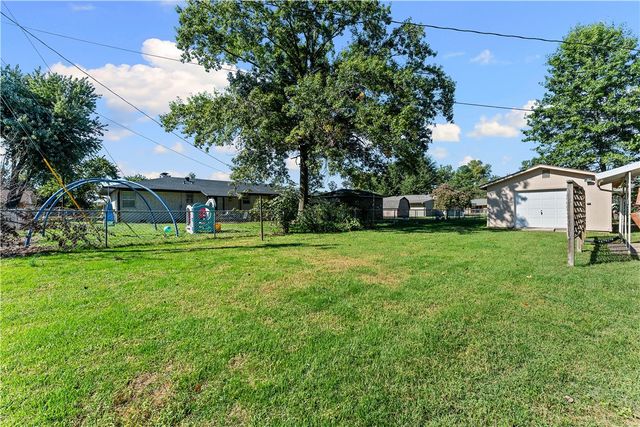 1051 Asboth Street, Pea Ridge, AR 72751