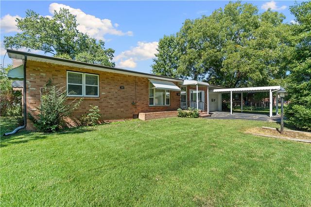 1051 Asboth Street, Pea Ridge, AR 72751