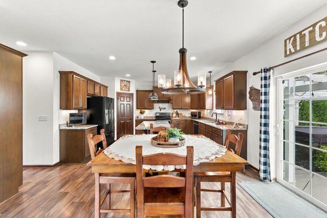 W275N342 Arrowhead TRAIL, Waukesha, WI 53188
