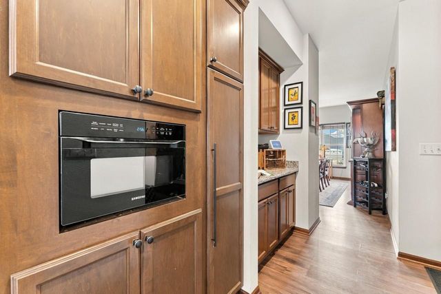 W275N342 Arrowhead TRAIL, Waukesha, WI 53188