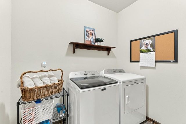W275N342 Arrowhead TRAIL, Waukesha, WI 53188