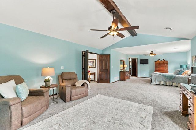 W275N342 Arrowhead TRAIL, Waukesha, WI 53188