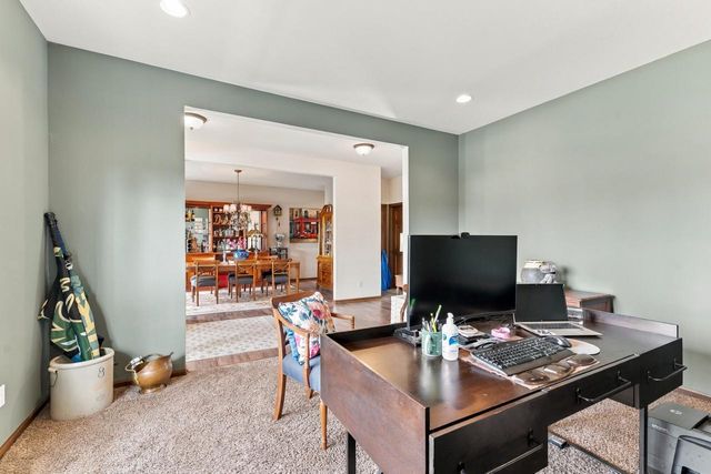 W275N342 Arrowhead TRAIL, Waukesha, WI 53188