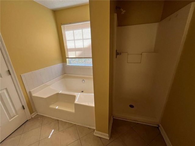 2713 Rambling Way, Lithonia, GA 30058