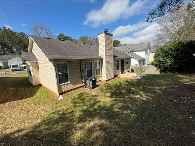 2713 Rambling Way, Lithonia, GA 30058