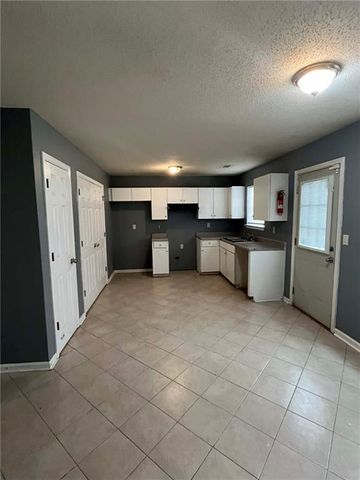 2713 Rambling Way, Lithonia, GA 30058