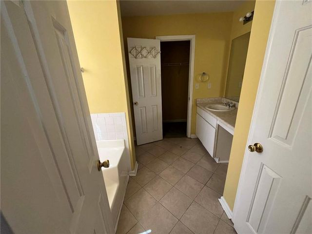 2713 Rambling Way, Lithonia, GA 30058