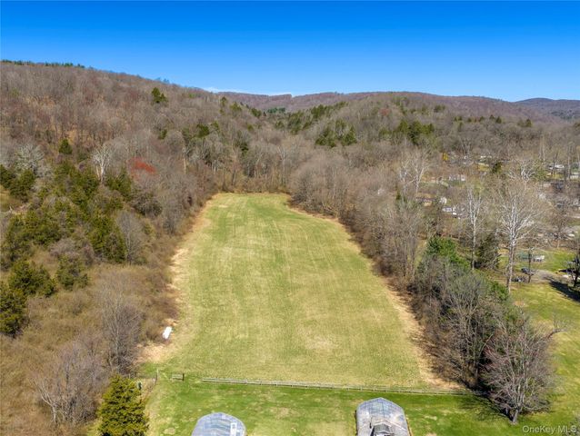 21-23 Tinker Town Road, Dover Plains, NY 12522