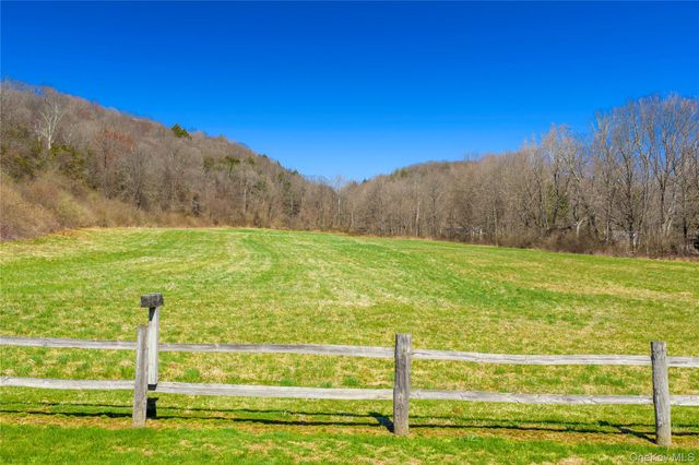21-23 Tinker Town Road, Dover Plains, NY 12522