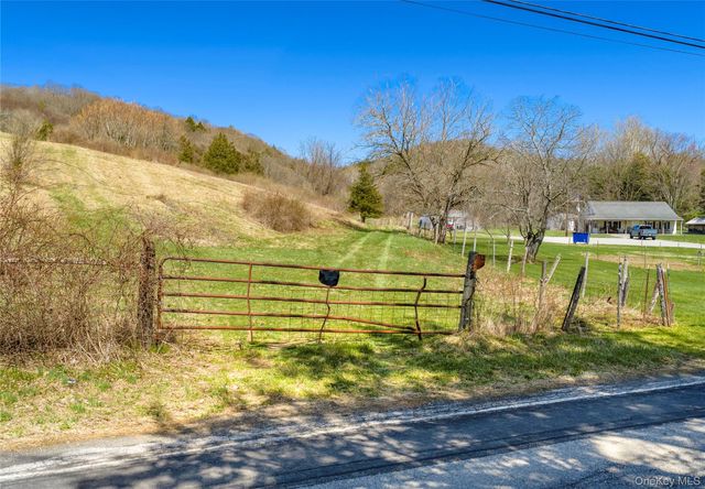 21-23 Tinker Town Road, Dover Plains, NY 12522