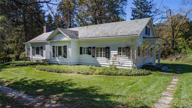 21-23 Tinker Town Road, Dover Plains, NY 12522