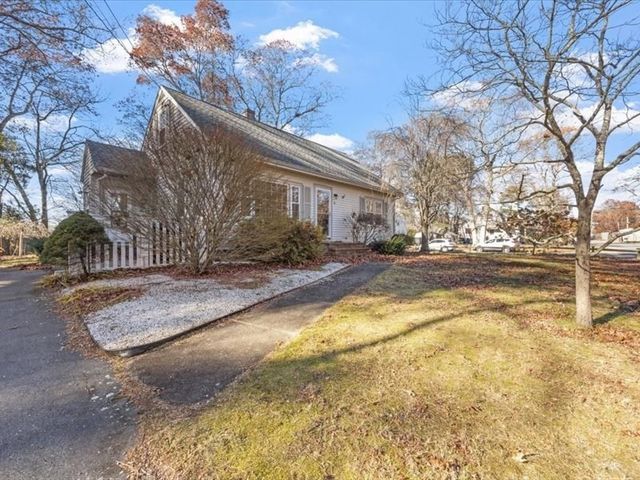 61 Morton Avenue, New Bedford, MA 02745