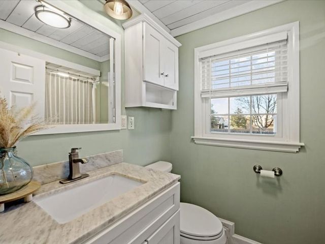 61 Morton Avenue, New Bedford, MA 02745