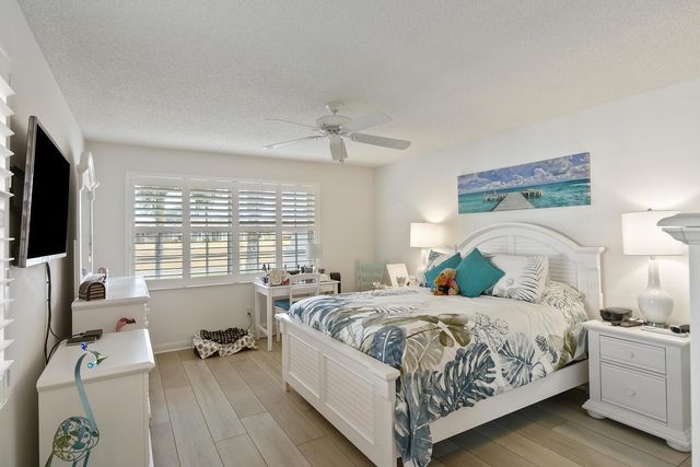 8285 SE Double Tree Drive, Hobe Sound, FL 33455