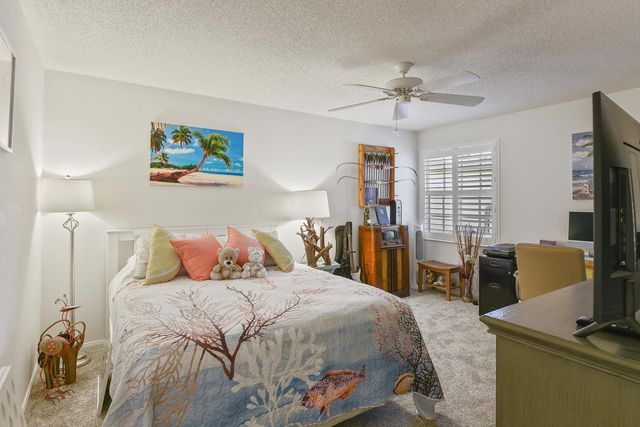 8285 SE Double Tree Drive, Hobe Sound, FL 33455