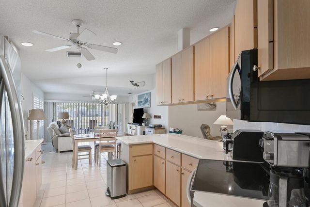 8285 SE Double Tree Drive, Hobe Sound, FL 33455