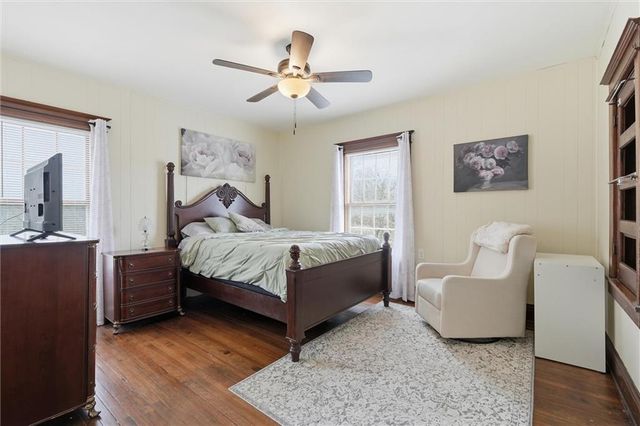 115 S Walnut Street, Olathe, KS 66061