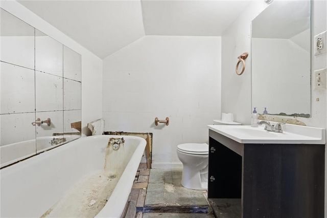 115 S Walnut Street, Olathe, KS 66061