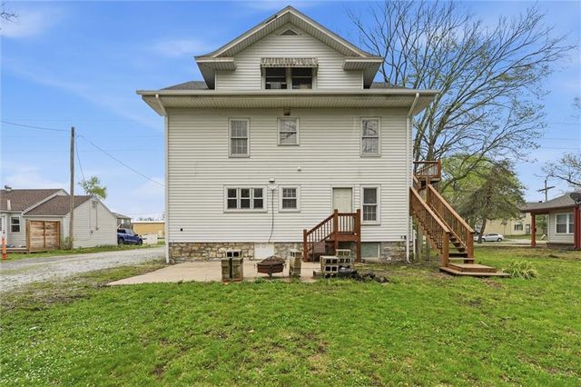 115 S Walnut Street, Olathe, KS 66061