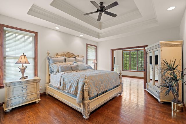 770 Quinlan Court, Crown Point, IN 46307