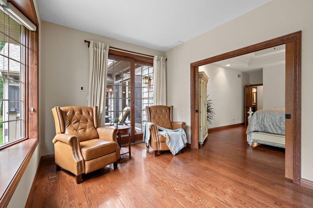 770 Quinlan Court, Crown Point, IN 46307