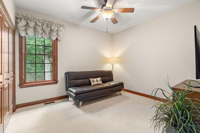 770 Quinlan Court, Crown Point, IN 46307