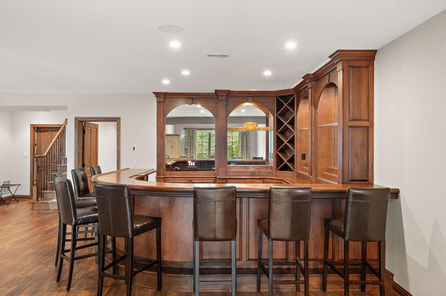 770 Quinlan Court, Crown Point, IN 46307